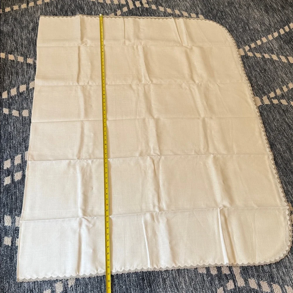 Vintage Linen Tablecloth & 8 Napkins Set Scalloped Crochet Trim Ivory